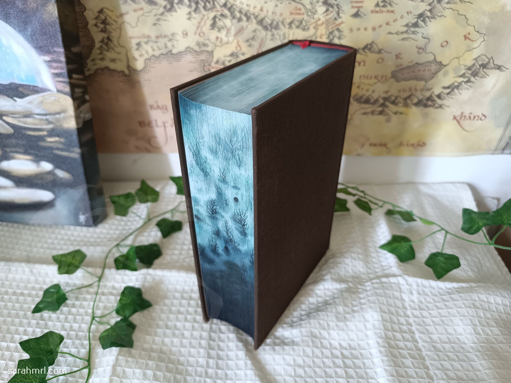 peinture sur livre le seigneur des anneaux
