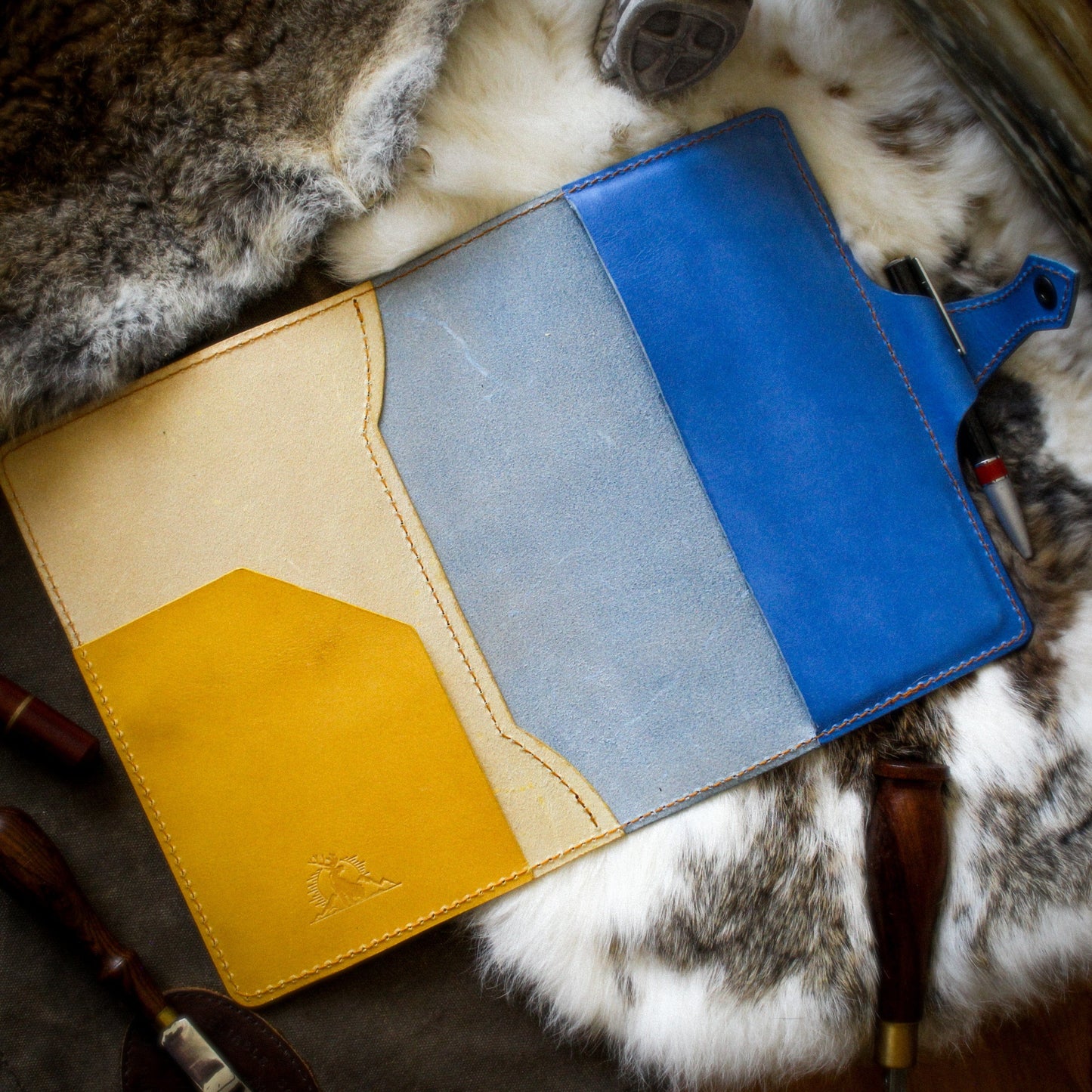 artisanat Couvre-livre artisanal du Gondor (Bleu & Jaune)