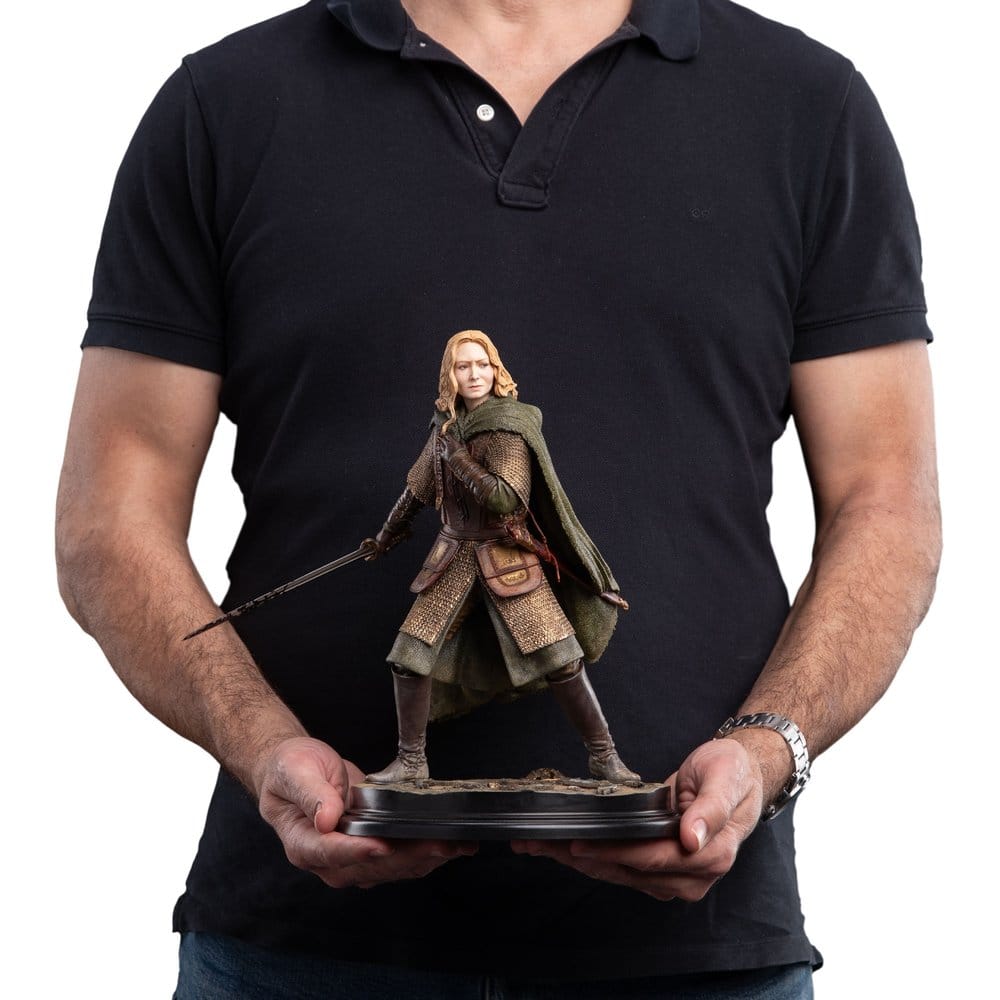 Figurine Eowyn, Shieldmaiden of Rohan Weta 2027