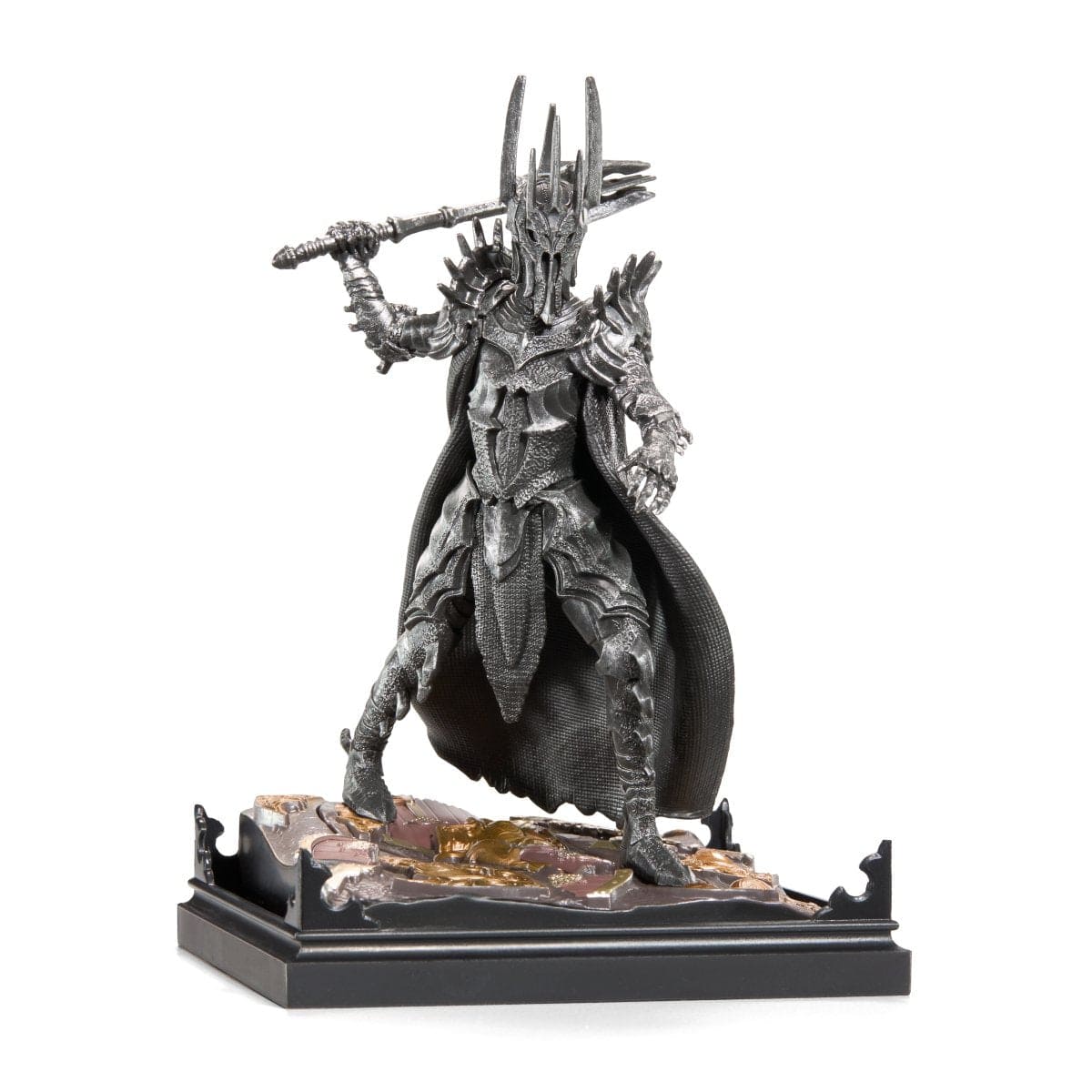 figurine diorama sauron
