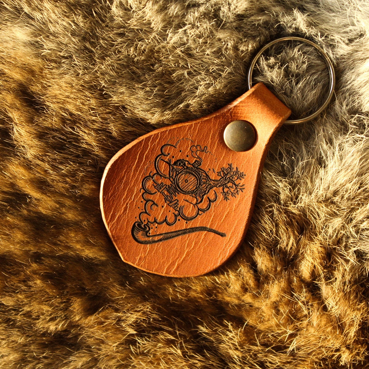 porte-clés artisanal en cuir le seigneur des anneaux