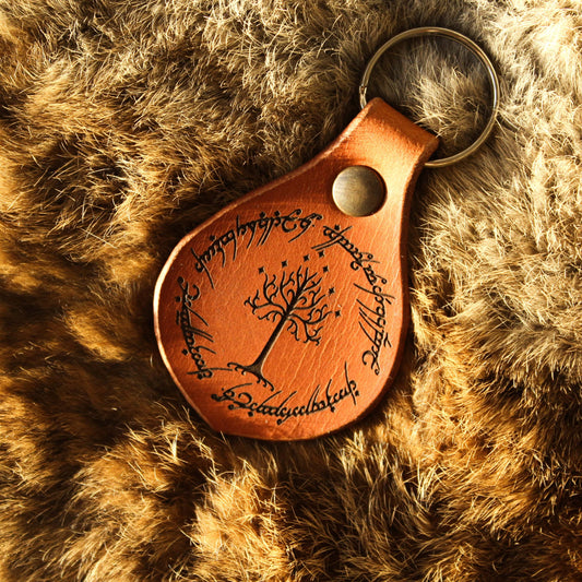 porte-clés artisanal en cuir le seigneur des anneaux