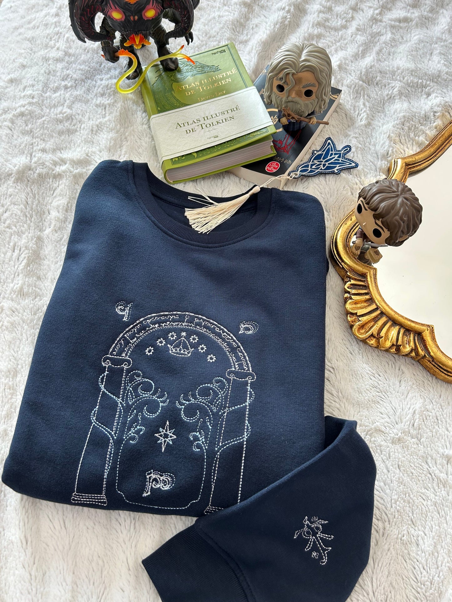 sweatshirt brodé portes de la moria