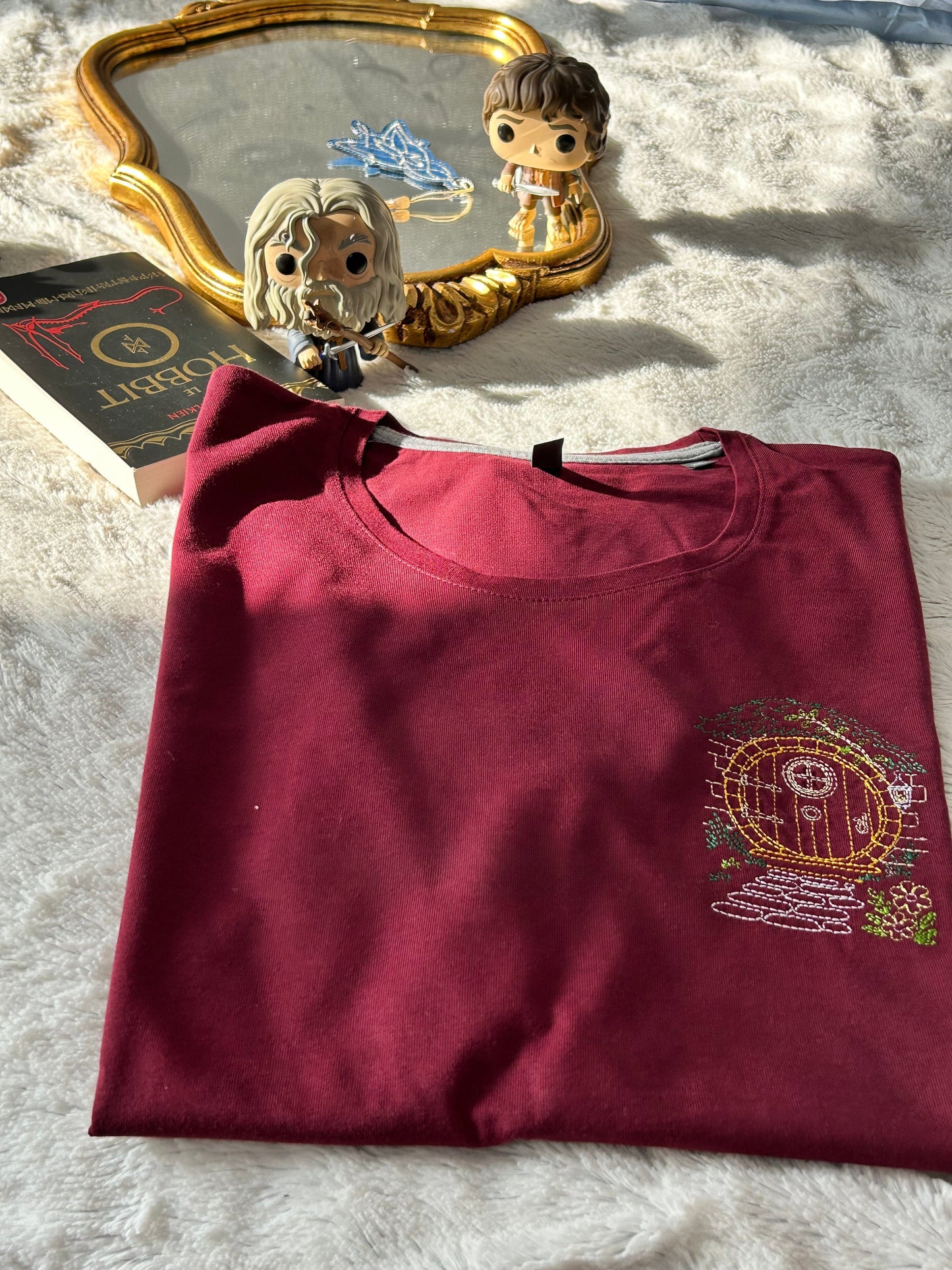 t-shirt brodé trou de hobbit