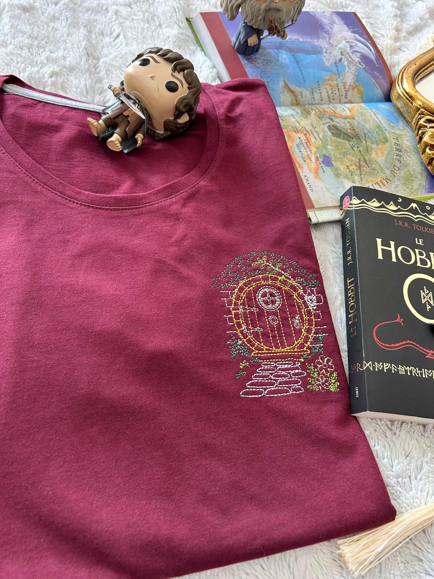 t-shirt brodé trou de hobbit
